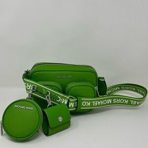 NWT Michael Kors Jet Set Medium Crossbody Bag with Case for Apple Airpods Pro®